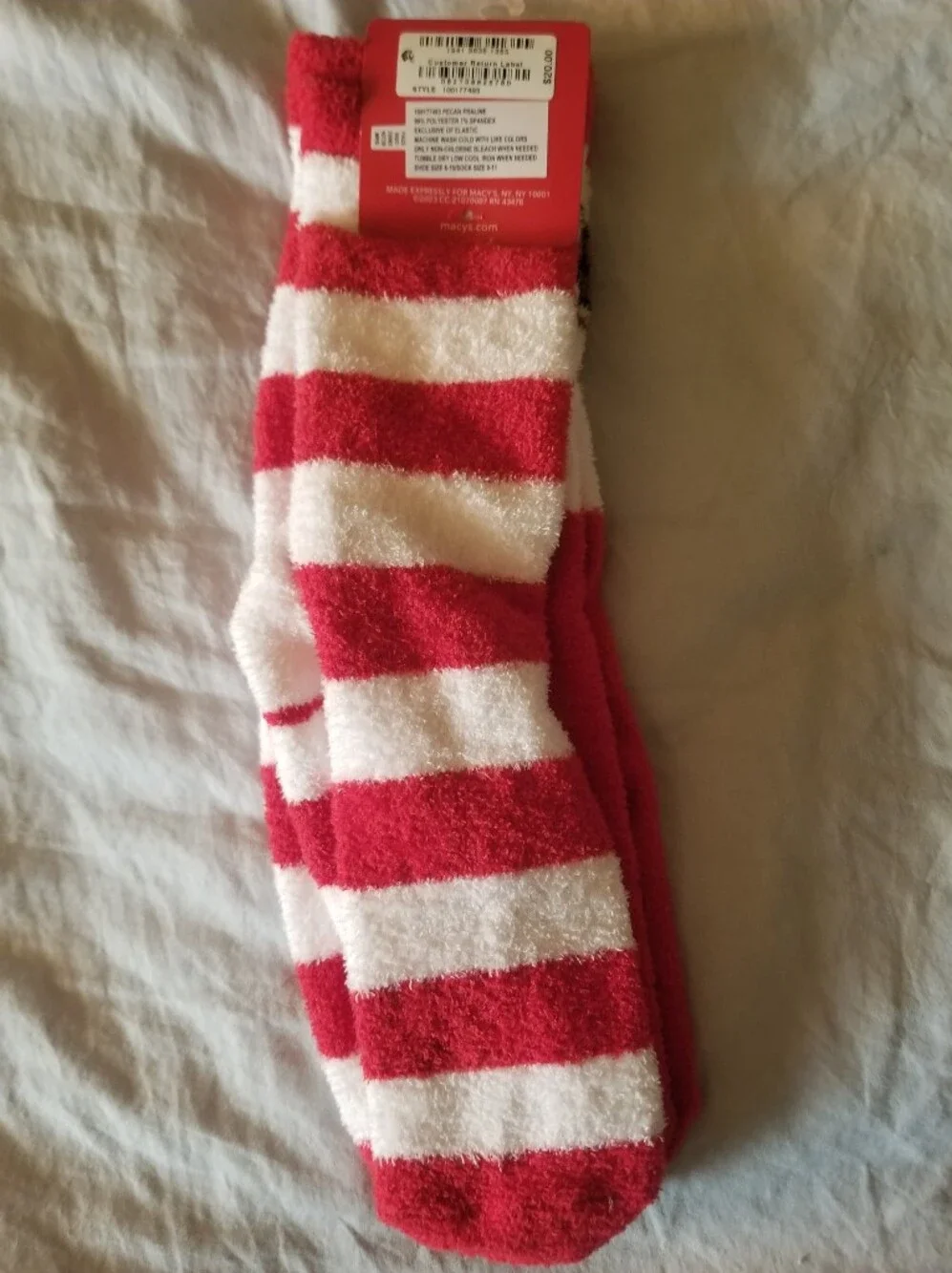Women's Holiday (Christmas And Valentine's Day) Sock Bundle - 4 Pairs Size 9-11